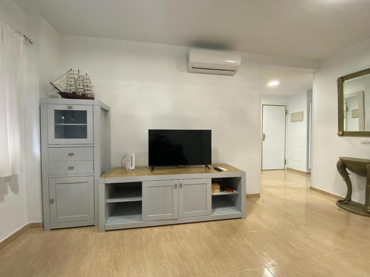 Torremolinos Centro - Beautiful , Newly Renovated 2 Bedroom Apartment Εξωτερικό φωτογραφία